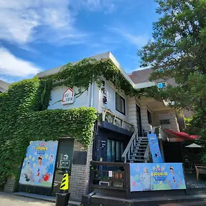 2* 招待所 Okidoki House